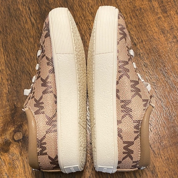 Michael Kors Kids' Beige and Brown Logo Sneakers - Picture 5 of 12
